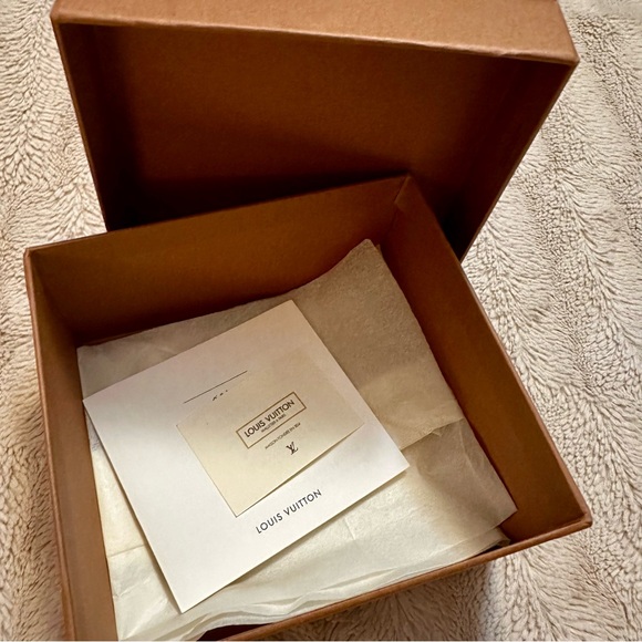 EUC Unique Louis Vuitton Small Box 5” x 5.5” x 2.75” - Picture 4 of 10